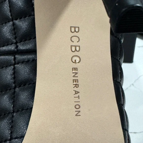 Heels - Picture 5 of 7